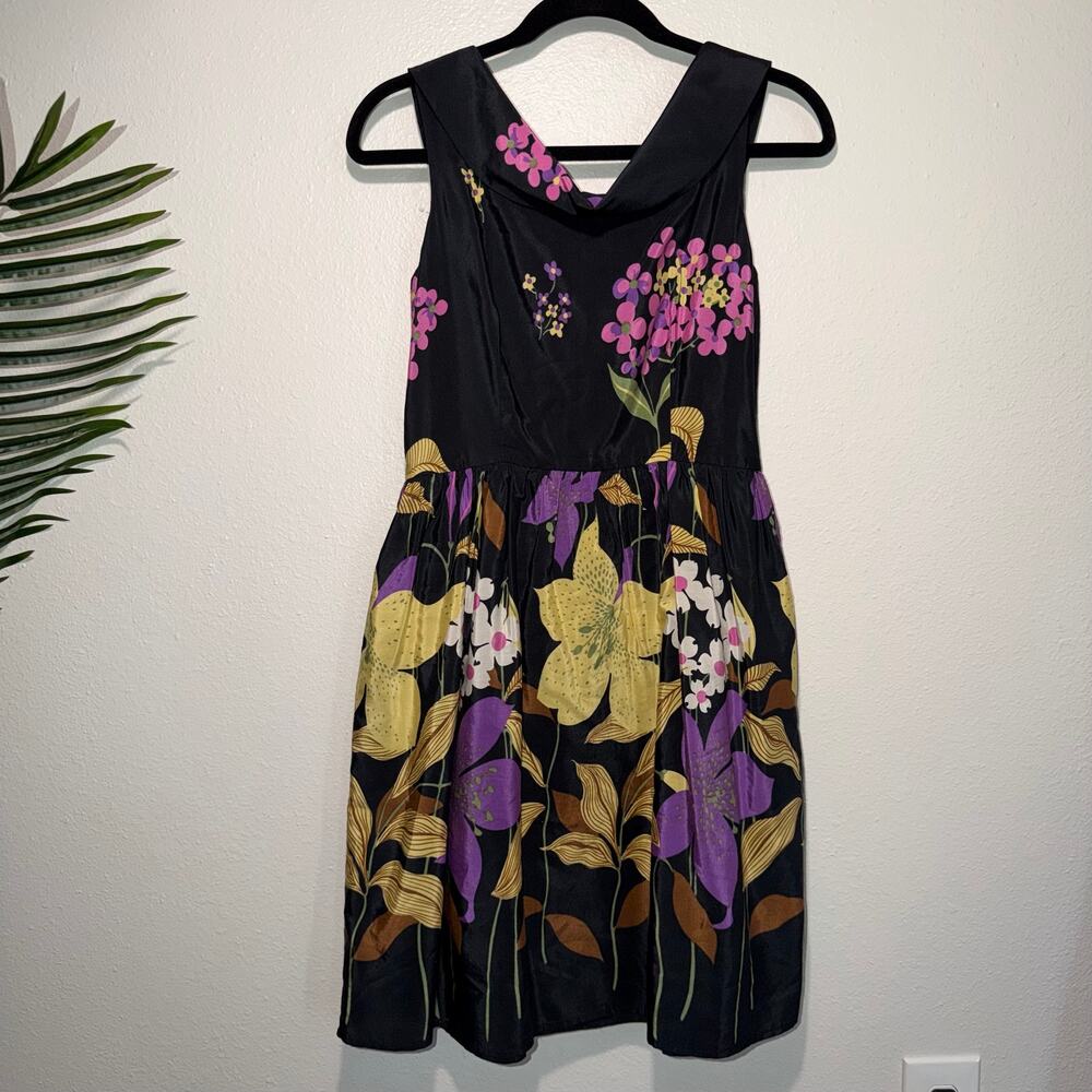 Corey Lynn Calter Silk Blend Floral Fit & Flare Dress V-Back Tie Pockets Size 4